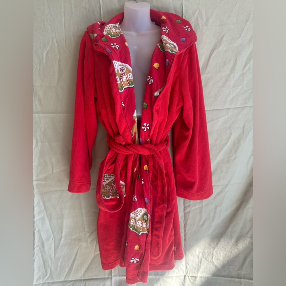 Cute Christmas robe!